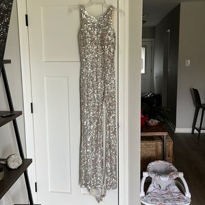 Size 6 silver/pinkish prom dress!